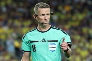 Los aficionados a la Copa Mundial de la FIFA adoptan Referee View mientras la IA de Lenovo acerca a los espectadores al campo
