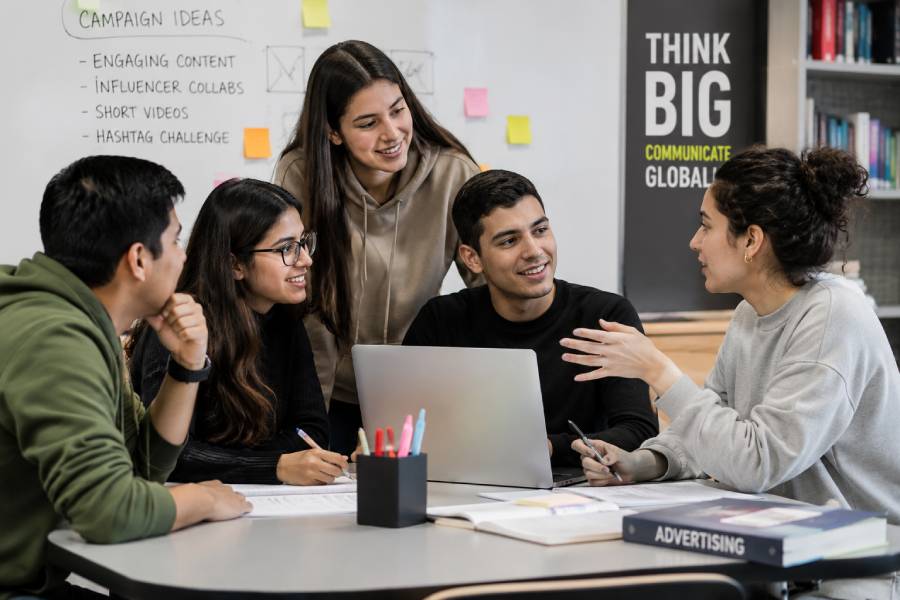 No solo la creatividad y el talento bastan: El inglés, una competencia indispensable para los profesionales del futuro ICPNA