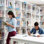 Un estudio realizado por el ICPNA revela una nueva tendencia: los jóvenes hacen pausas en el aprendizaje del inglés, pero no renuncian a sus metas