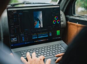 Laptops premium_ el 57% de peruanos prioriza capacidad multitarea e inteligencia artificial en laptops cada vez más premium