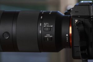 Sony lanza el FE 100-400mm F5.6-8 OSS, el lente con zoom superteleobjetivo perfecto para aficionados